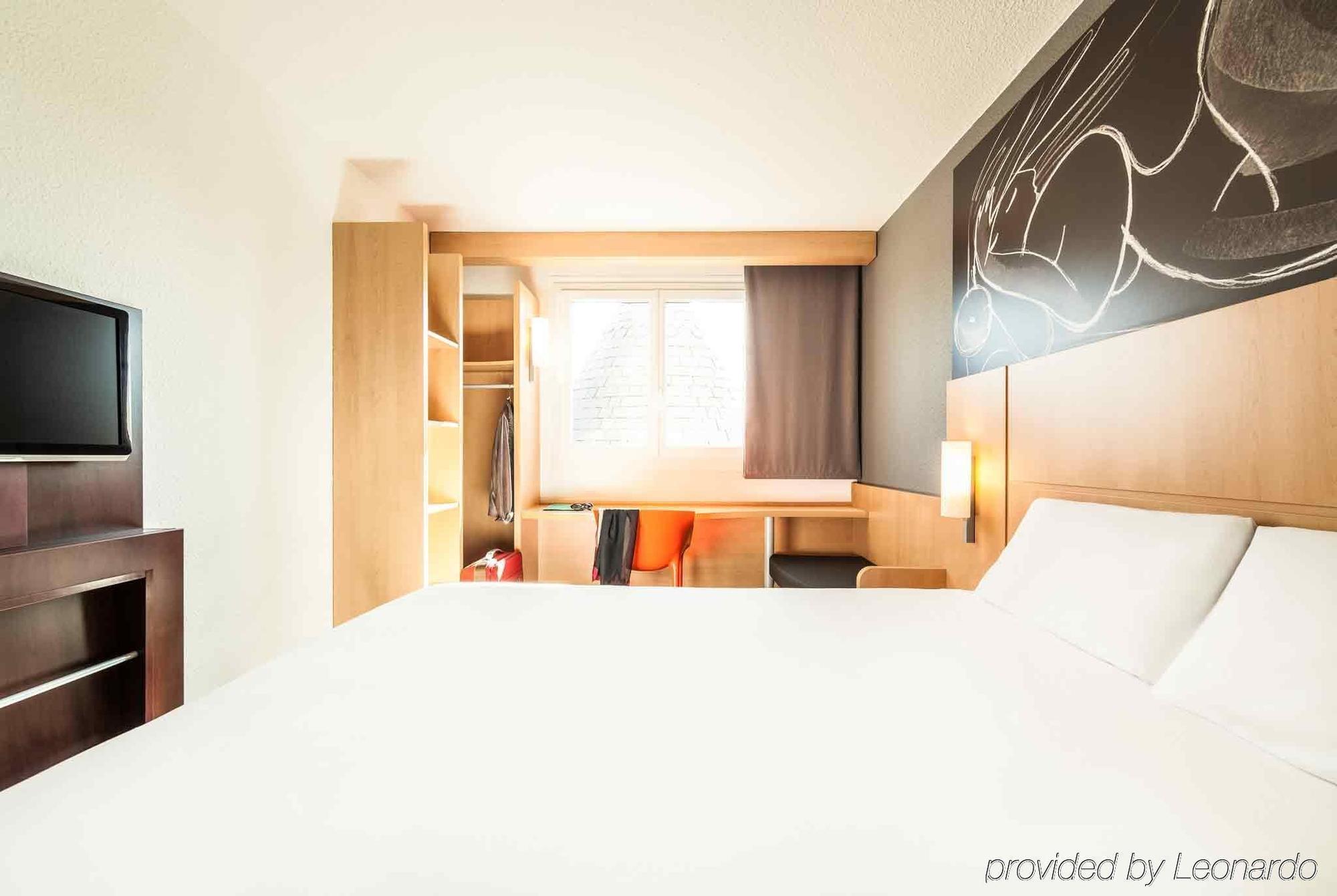 Ibis Châtellerault Exterior photo